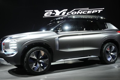 三菱 e-Yiコンセプト、次世代の電動SUV発表…上海モーターショー2019 画像