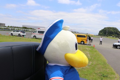 日産の商用車がテストコースにせいぞろい! はたらくクルマ取材会 画像