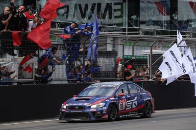 スバル WRX STI、過去最多の145周で2年連続6度目のクラス優勝…ニュル24時間 画像