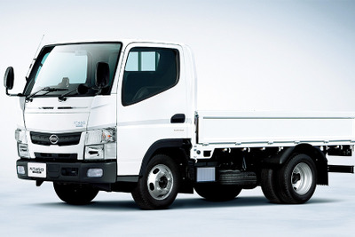 日産 NT450アトラス、環境性能向上でクラス唯一の九都県市指定「超」低公害車に指定 画像
