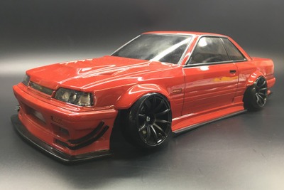 フルエアロ装着のR31ドリフトマシン、1/10電動RCカー用ボディで登場 画像