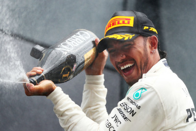 【F1 イギリスGP】ハミルトンが今季7勝目、通算80勝目となるトップチェッカー 画像