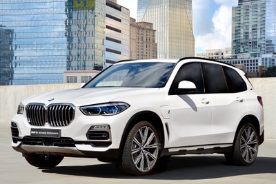 BMW X5 新型のPHV、第4世代バッテリーでEVモード航続3倍に 画像