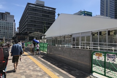 新宿スバルビル跡地「SHINJUKU ODAKYU PARK」として暫定利用開始　8月22日 画像