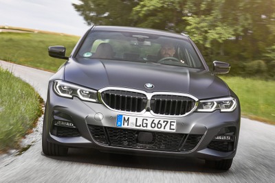 BMW 3シリーズ 新型にPHV、燃費62.5km/リットル…欧州発売へ 画像