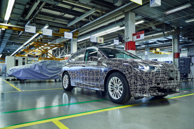 BMWの次世代EV『iNEXT』、最新プロトタイプの画像　2021年から生産へ 画像