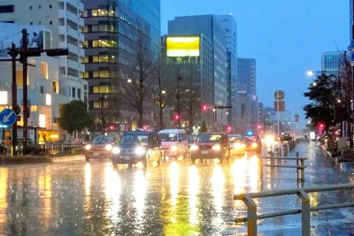 コネクテッドカーのワイパー稼働データで降雨状況把握　トヨタ×ウェザーニューズ、実証実験開始 画像