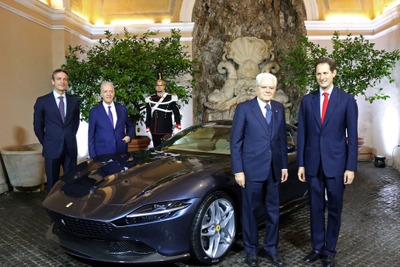 フェラーリの新型スーパーカー、『ローマ』…イタリア大統領が視察 画像