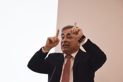 見苦しいゴーン被告の遠吠え、日産の陰謀と検察批判で無実主張［新聞ウォッチ］ 画像