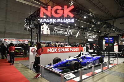 交換のメリットは想像以上! NGKスパークプラグは佐藤琢磨&松田次生トークショーも開催…東京オートサロン2020 画像