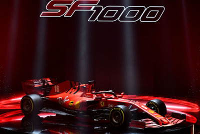 【F1】フェラーリ、通算1000レース目を戦う今季型「SF1000」を発表 画像