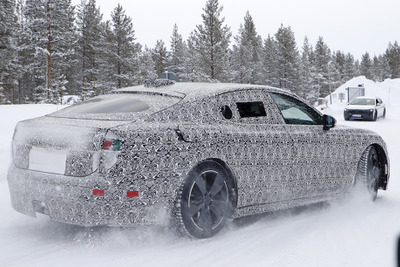 フラッグシップEVへ転身!ジャガー XJ 次期型、生産型ボディをスクープ 画像