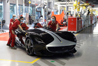 フェラーリとアストンマーティン、生産を再開…新型コロナによる工場閉鎖を解除 画像