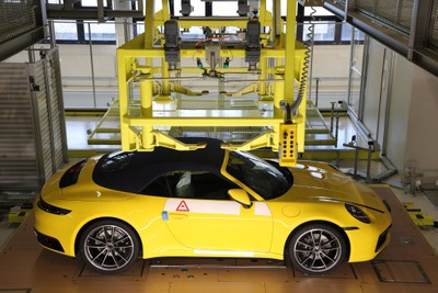 ポルシェ、注文した新車の生産状況がリアルタイムで確認可能に…アプリとウェブで 画像