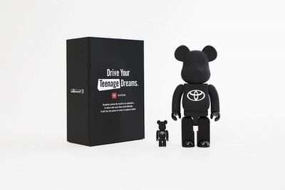 トヨタ×ベアブリック、コラボアイテム限定発売へ 10代向けブランディングプロジェクト 画像