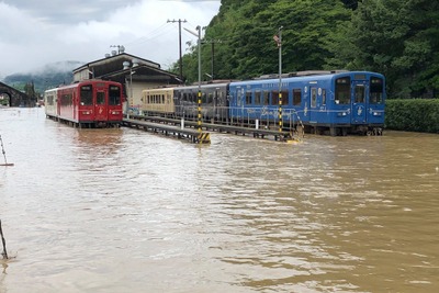 社員は全員無事、熊本県のくま川鉄道が被災状況を公表…『ななつ星』は運行再開を延期　令和2年7月豪雨 画像