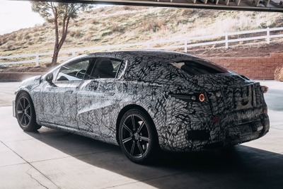 メルセデスベンツ Sクラス のEV『EQS』、航続700km超の見通し 2021年発表予定 画像