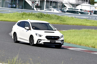 スバル レヴォーグ 新型、評価は公道でも変わらないのか!? 発売近づく 画像