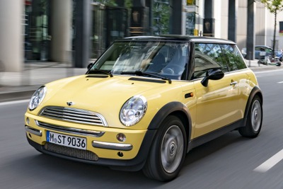 MINI、ブランド誕生20周年…現行型には初のEVもラインナップ 画像