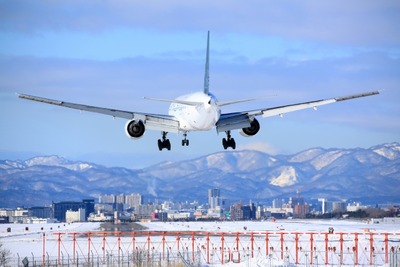 空港の除雪車を自動運転化、実証実験を検討へ　国交省 画像