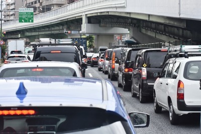 東京都、ガソリンエンジンだけの乗用車販売を2030年までにゼロ---小池知事表明［新聞ウォッチ］ 画像