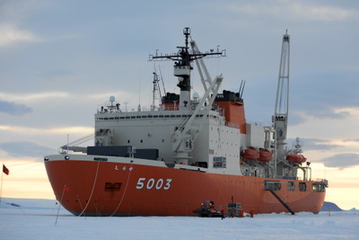 気分は南極観測隊員…折りたたみコンテナ、砕氷艦「しらせ」がモチーフ 画像