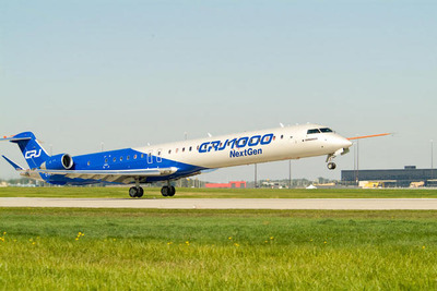 ボンバルディア CRJ1000 NextGen、初飛行 画像