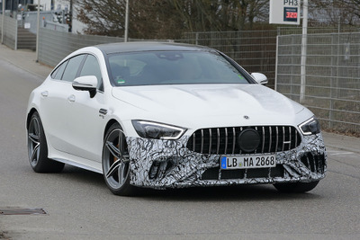 これがラストモデルの可能性も？ メルセデスAMG GT 4ドア改良新型、最終デザイン露出 画像