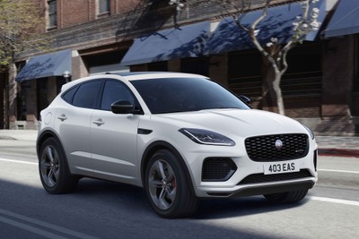 ジャガーの小型SUV『E-PACE』、スポーティな「R-ダイナミックブラック」…欧州発表 画像