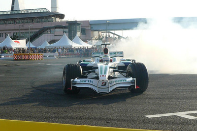 【MSジャパン08】ホンダF1デモ走行の大盤振る舞い 画像