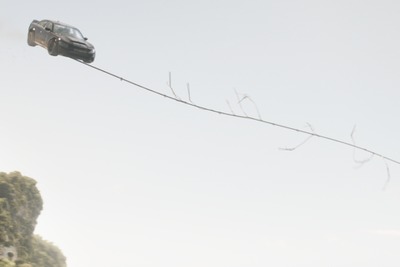 映画『ワイルド・スピード』最新作、「SRTヘルキャット」起用…ダッジの高性能車 画像