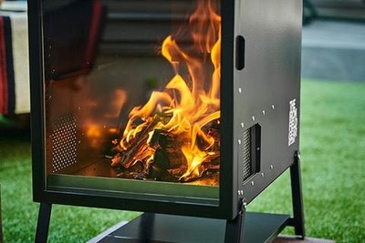 キャンピングカーと一緒にレンタル、焚き火と料理が楽しめる「タキビクッカー」 画像