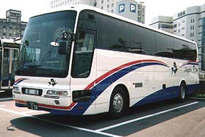 不景気だからこそ---広島−福岡間の高速バスが9年ぶり復活 画像