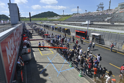 少人数かつ分割してピットビューイングを実施…SUPER GT 第4戦 画像