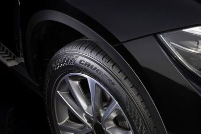 クムホ、日産 パスファインダー の新車装着用タイヤにCRUGEN HP71を供給 画像