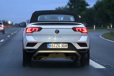 VW T-Rocカブリオレが初の改良へ、新デザインLEDでスポーティさ強調 画像