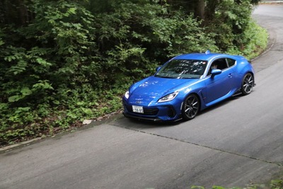 スバル BRZ 新型試乗、新井大輝選手が群サイでインプレッション…自身も新車購入 画像