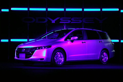 【ホンダ オデッセイ 新型発表】これからのホンダの顔---先進的で力強い 画像