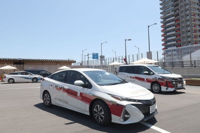 東京2020大会公式車両のトヨタ車、中古車市場で流通---塗装そのまま 画像