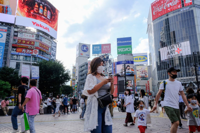 県境またぐ移動、「Go To」や酒提供など制限緩和へ--- ワクチン接種を条件に［新聞ウォッチ］ 画像