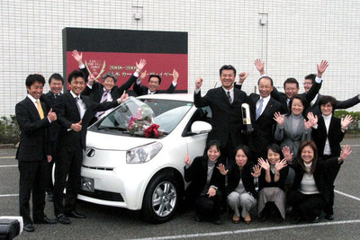 【COTY 08-09】トヨタ iQ が大賞を受賞 画像