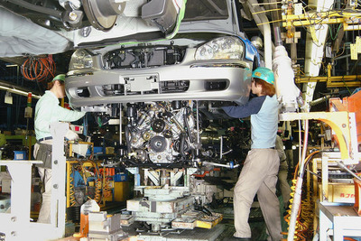 日産、国内で追加減産 画像