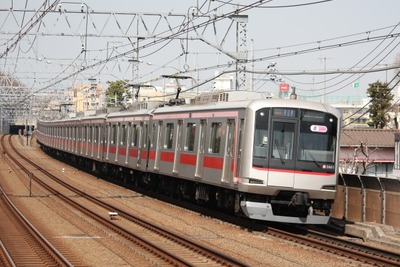 東急東横線、陥没箇所で徐行運転…日吉-元住吉間　原因は調査中 画像