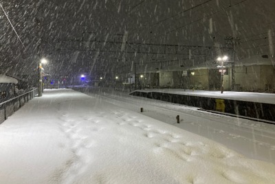東海道本線・関ヶ原-野洲間が麻痺状態　12月28日15時時点の鉄道運休情報 画像