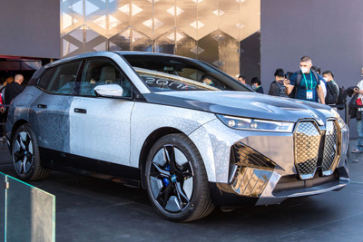 BMW、ボディカラーを変える技術を発表…CES 2022 画像