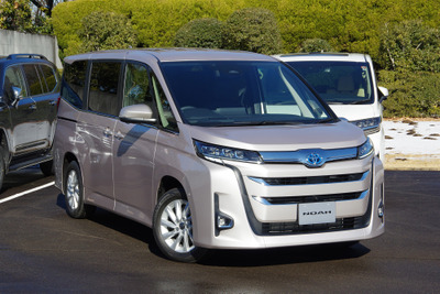 【トヨタ ノア/ヴォクシー 新型】ダンロップ エナセーブEC300+ を新車装着 画像