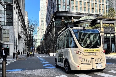 東京都心・丸の内、歩行者天国時に低速自動運転バスを走行…歩車共存の実証実験 画像