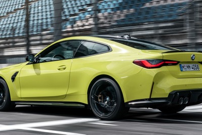 BMW M4 で噂の「CSL」復活か、ブランド設立50周年映像で予告 画像