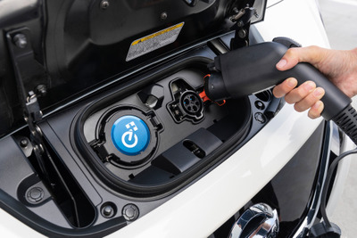 EVの車載バッテリーはどれほどもつのか？ 効率の良い充電のしかたとは 画像