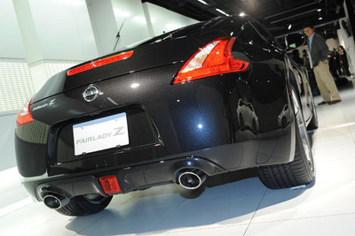 【日産 フェアレディZ 新型発表】先々代以前からの買い替えは期待薄 画像